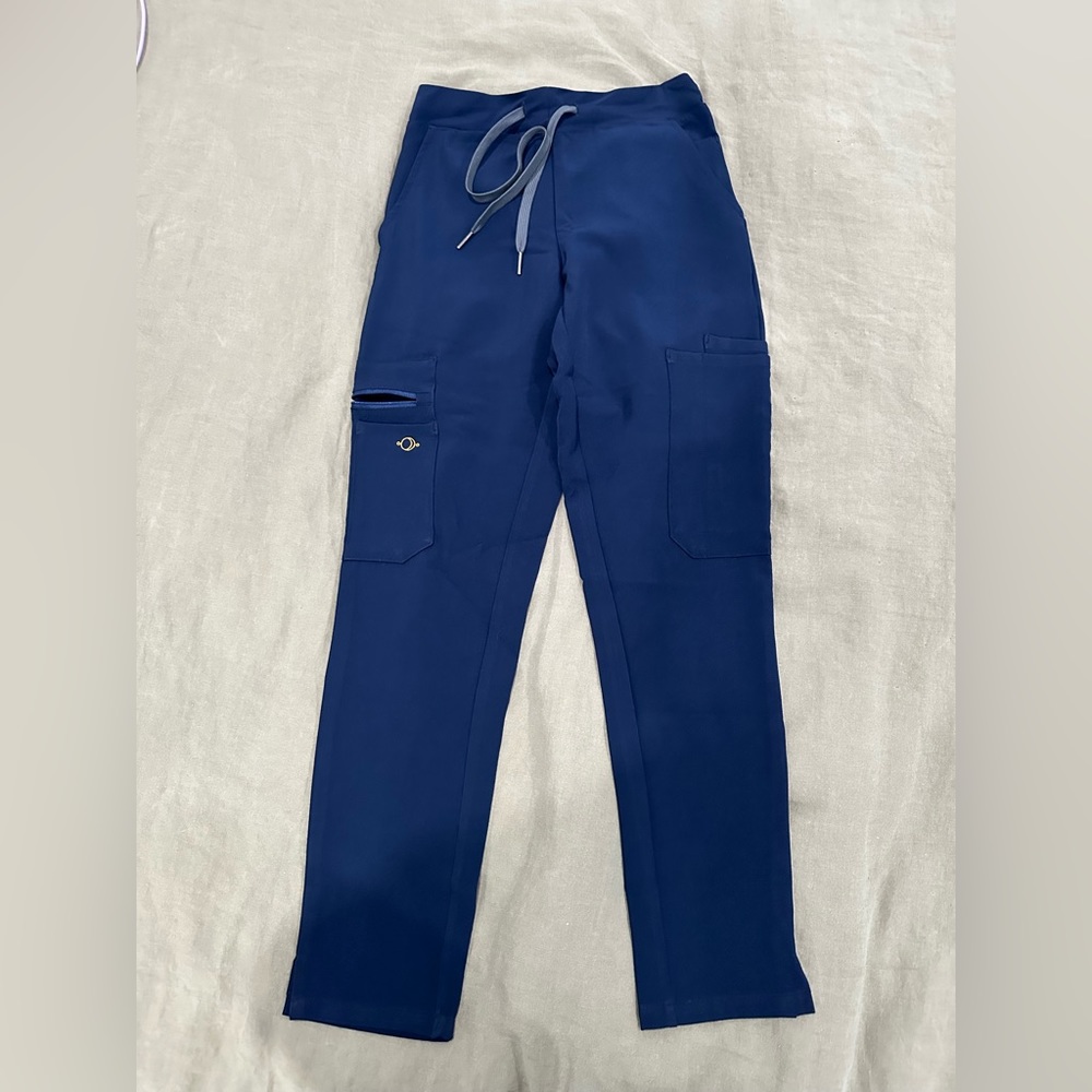Luuna Scrub Bottoms